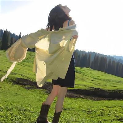小妮扛枪